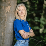 Jennifer Hoffman biography, age, net worth, career, movies, family, and relationships. Discover the Dutch actress’s life and latest updates.