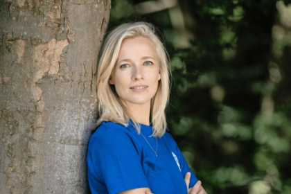 Jennifer Hoffman biography, age, net worth, career, movies, family, and relationships. Discover the Dutch actress’s life and latest updates.