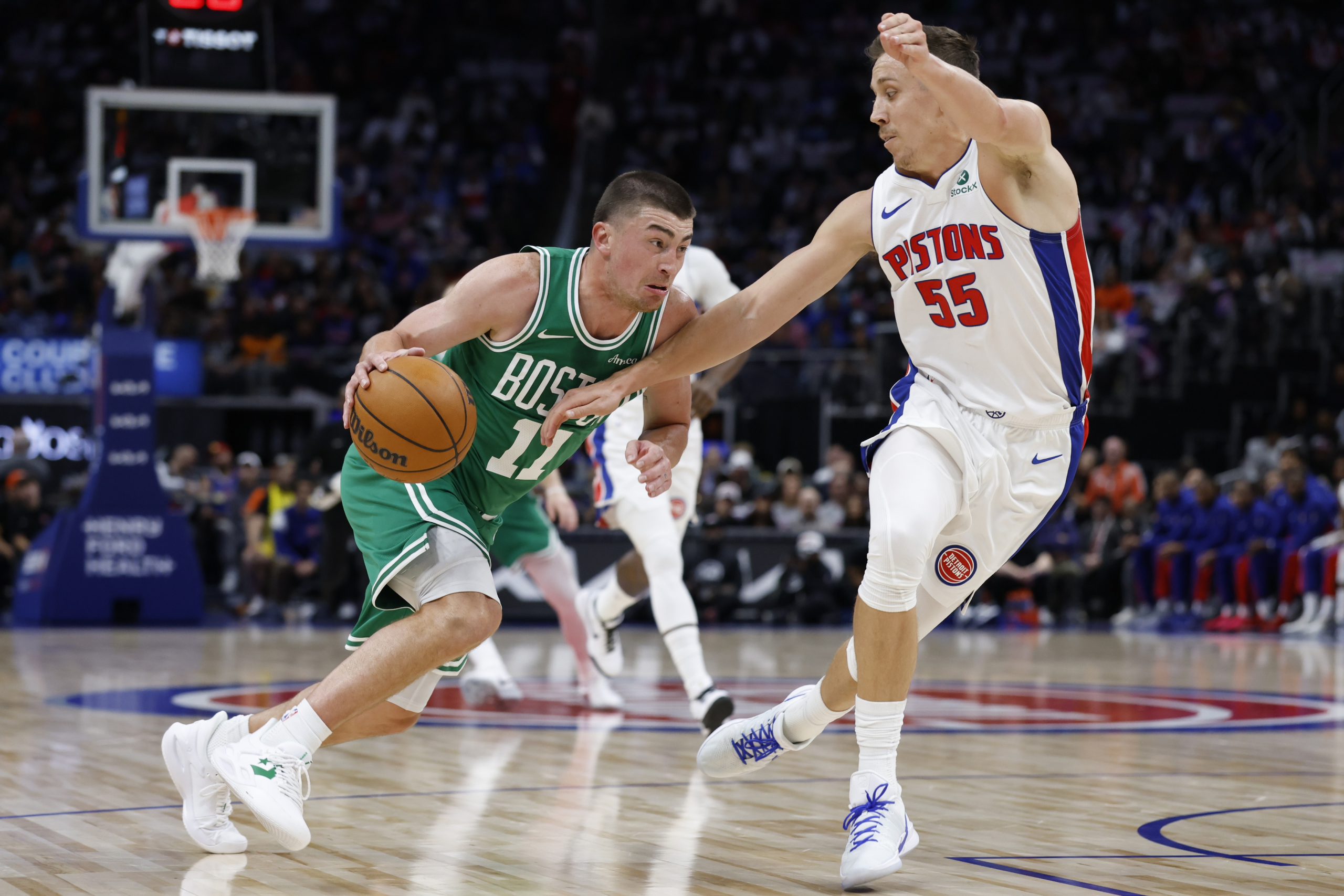 Payton Pritchard scores 32 points off the bench, leading Celtics to a 3-1 playoff lead over the 76ers. Full performance breakdown and analysis.