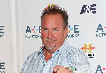 Darrell Sheets biography, net worth 2026, age, career, family, wife, son, and latest updates on the Storage Wars star’s life and legacy.