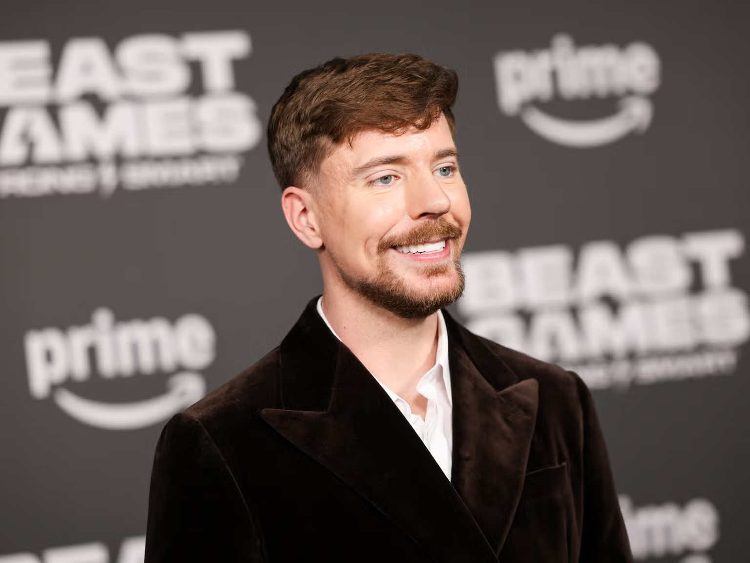 Discover MrBeast’s net worth, career, and his shocking Survivor 50 cameo that changed the game with a high-stakes twist.