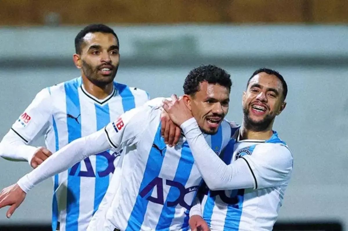 Pyramids FC beat Al Ahly 3-0 in a crucial Egyptian Premier League match. Discover key moments, stats, and what it means for the title race.