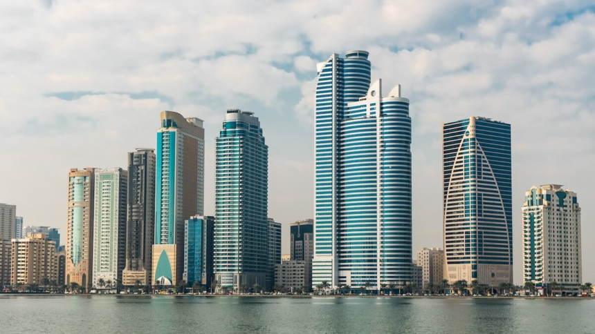 The UAE is leaving OPEC. Discover the reasons, market impact, and what it means for global oil prices and energy politics.