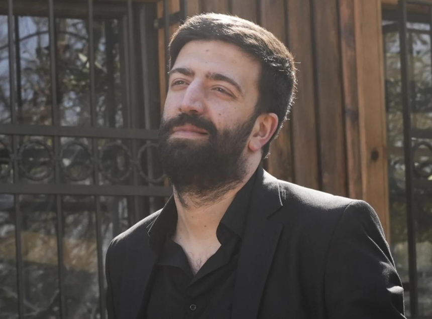 Ramazan Tetik dies after aortic surgery, leaving fans and Turkish stars in shock. Explore his life, career, and final moments.