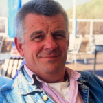 Frits Jansma biography, age, net worth, career, family, and relationships. Discover the life and legacy of the Dutch television actor.