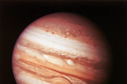 Discover Jupiter’s features, moons, and visibility in the night sky. Learn why this gas giant fascinates scientists and stargazers alike.