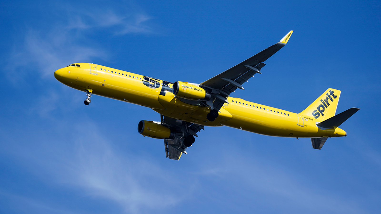 Learn how the Spirit Airlines pledge supports passengers and employees after the airline’s sudden shutdown.