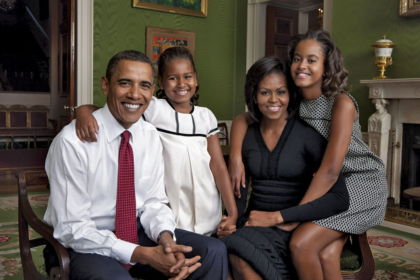 Barack Obama biography covering net worth, wife, daughters, parents, religion, career, family life, presidency, and latest updates.