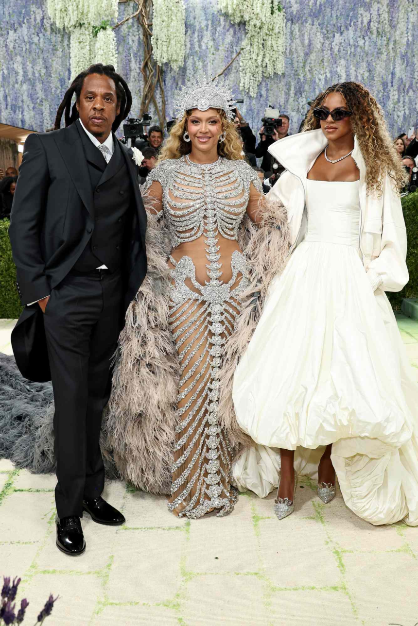 Blue Ivy Carter made history at the 2026 Met Gala. Discover how she attended despite age rules and what her debut means for fashion.