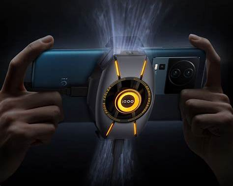 iQOO Neo12 leaks reveal Snapdragon 8 Elite Gen 5, 2K display, and possible active cooling fan for gaming performance.