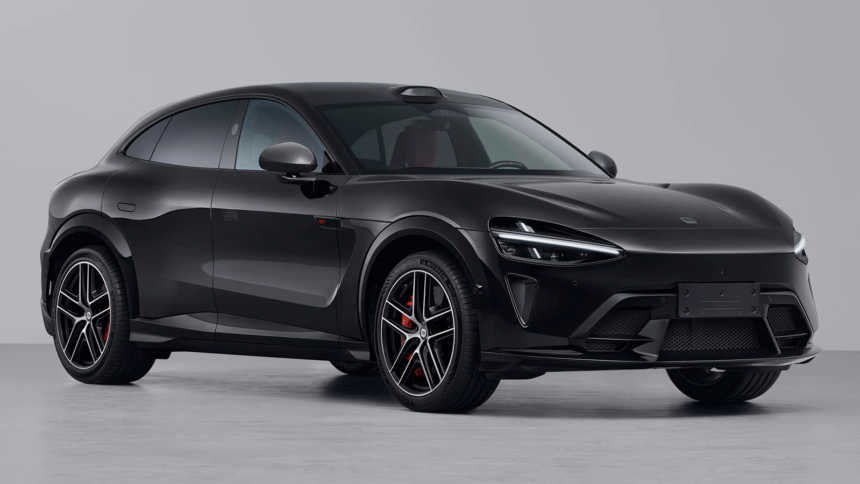 Xiaomi unveils the Crimson Red YU7 GT, a 990 hp electric SUV with 705 km range ahead of its official launch later this month.