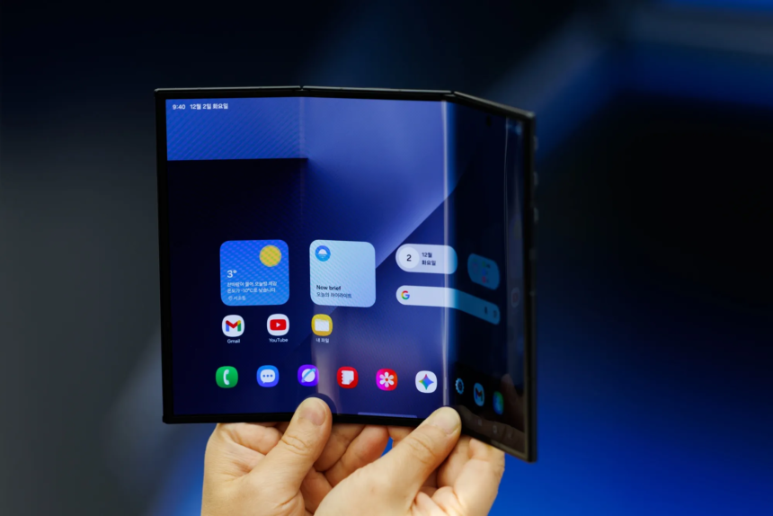 Samsung’s Galaxy Z TriFold stable One UI 8.5 update expands to Singapore, Taiwan, and the UAE with firmware F968BXXU4BZDP.
