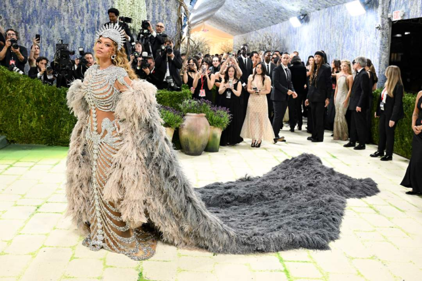 Beyoncé Met Gala 2026 Return: Fashion, Art & Impact
