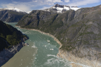 Scientists warn megatsunamis may become more common after Alaska’s massive 2025 wave and ancient Pacific evidence shocked researchers.