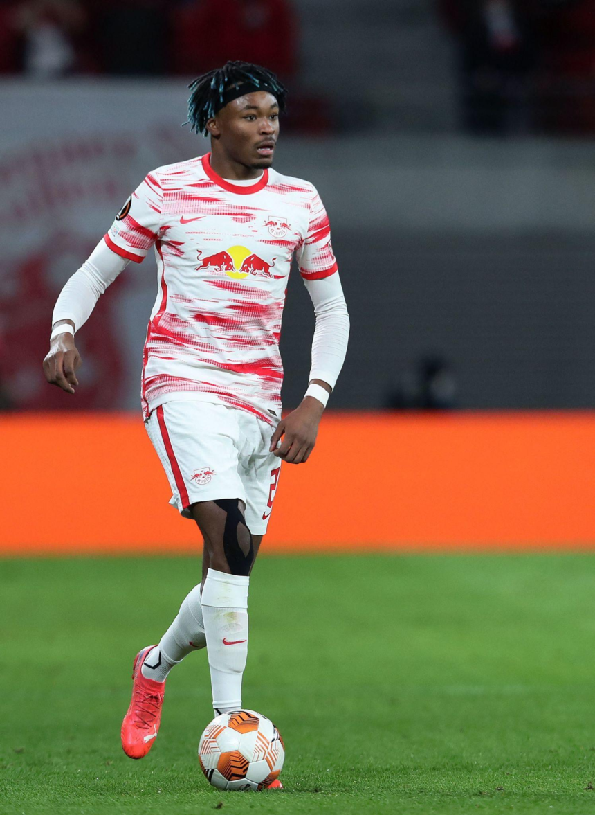 Mohamed Simakan biography, net worth, salary, nationality, wife, FC 25 rating, career stats, family, religion, and latest football news.