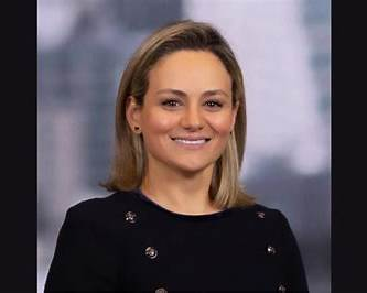 Explore the full story behind allegations against JPMorgan executive Lorna Hajdini and the company’s internal investigation findings.