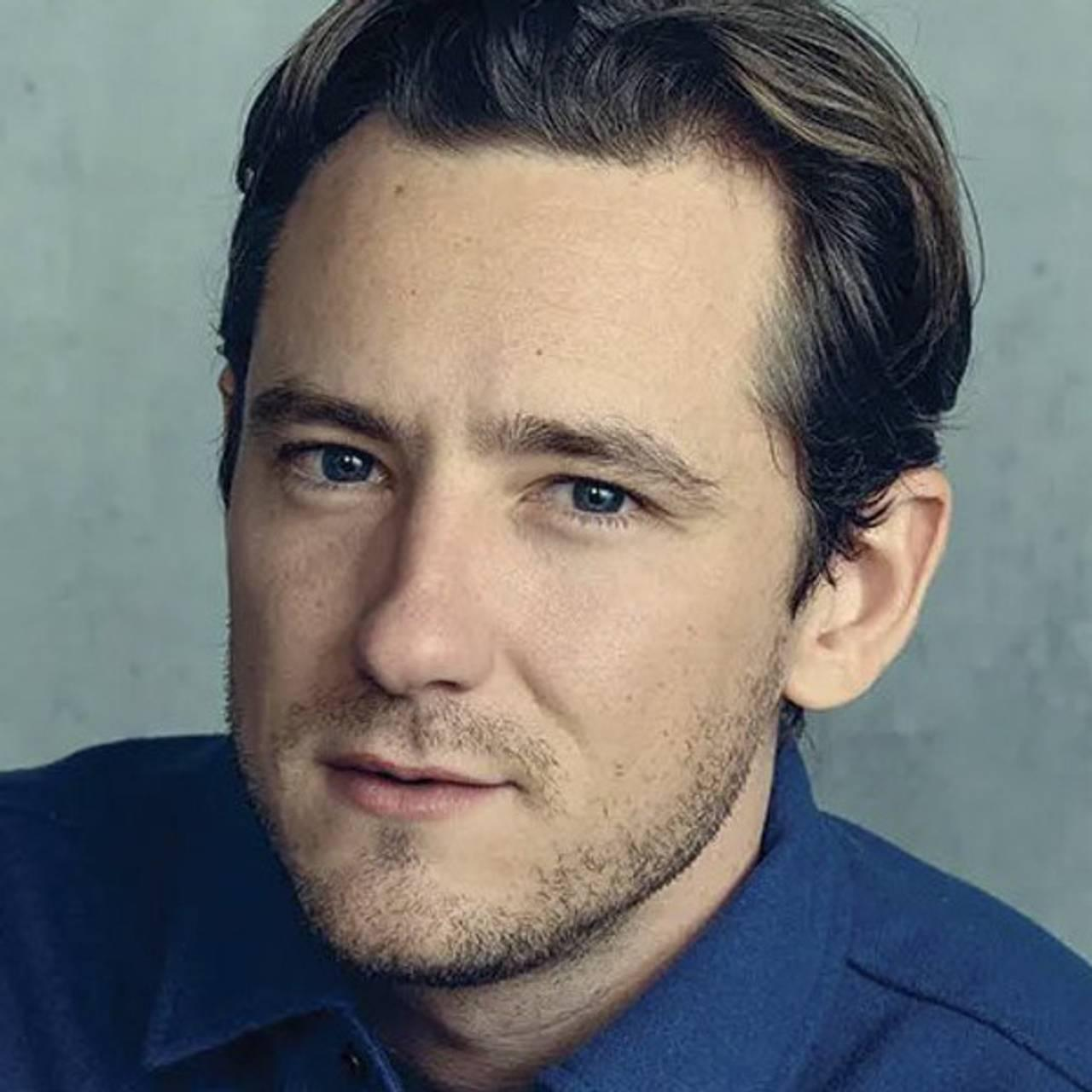 Discover Lewis Pullman’s latest films, career journey, and role alongside Sally Field and Bill Pullman in 2026.