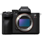 Explore Sony A7R VI specs, including its 66.8MP stacked sensor, 30fps shooting, 8K video, AI autofocus, battery, price and key upgrades.