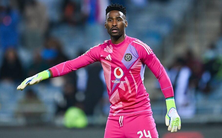Explore Sipho Chaine’s rise at Orlando Pirates, including his age, stats, trophies, clean sheets, market value and role as Bucs number one.