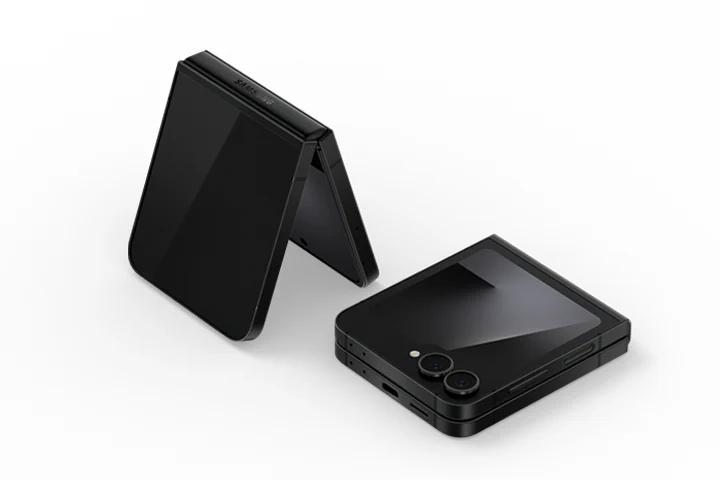 Samsung is selling the Galaxy Z Flip7 FE in the US again, but its $899 price keeps the value debate alive.