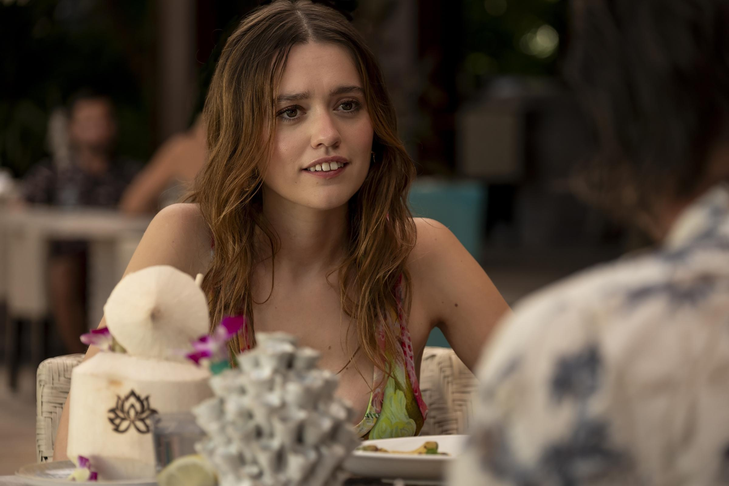 Explore Aimee Lou Wood’s rise from The White Lotus to SNL UK, including viral moments, controversies, and what’s next for the actress.