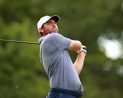 Rory McIlroy overcame a painful toe injury to compete at the 2026 PGA Championship at Aronimink Golf Club.