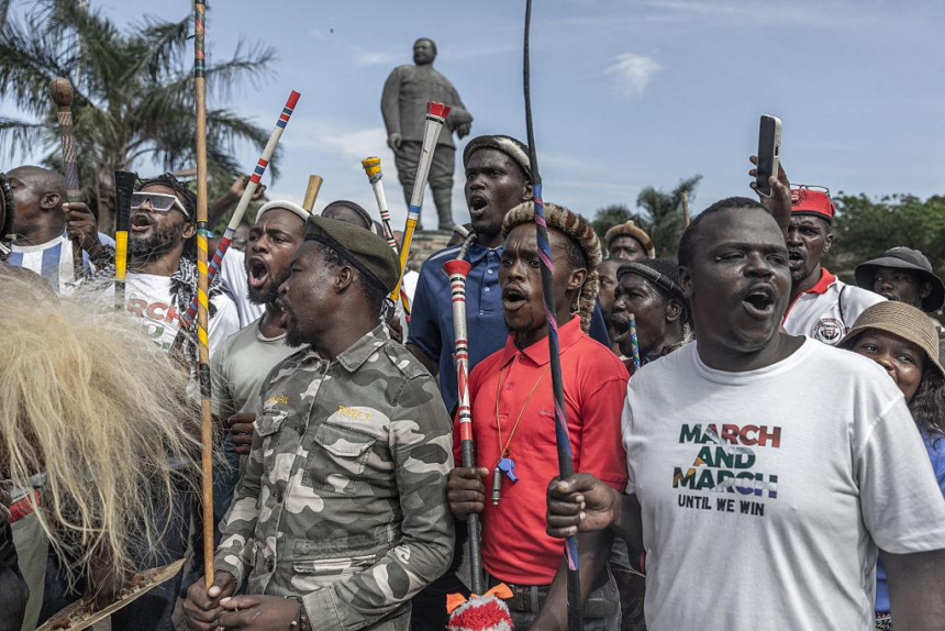 Ghana plans to evacuate 300 citizens from South Africa after rising anti-migrant protests and xenophobic tensions.