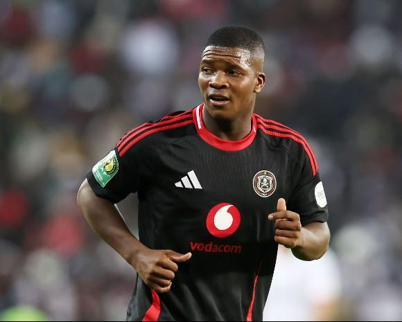 Mbekezeli Mbokazi biography, age, salary, net worth, wife, career stats, current team, latest news, family, and South Africa football journey.