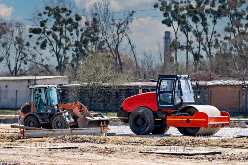 A migrant labourer died after a road roller accident during highway construction work in Puttur, raising concerns over worker safety standards.