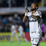 Recoleta FC held Santos FC to a dramatic 1-1 draw as Neymar scored but the Brazilian side slipped further behind in the Sudamericana standings.