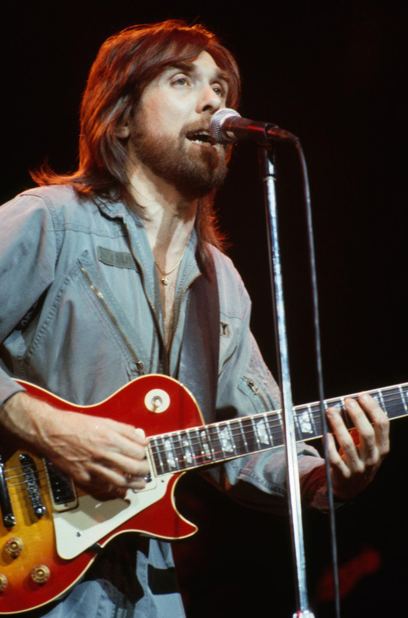 Dennis Locorriere, Dr. Hook singer and guitarist, has died at 76 after a long battle with kidney disease.