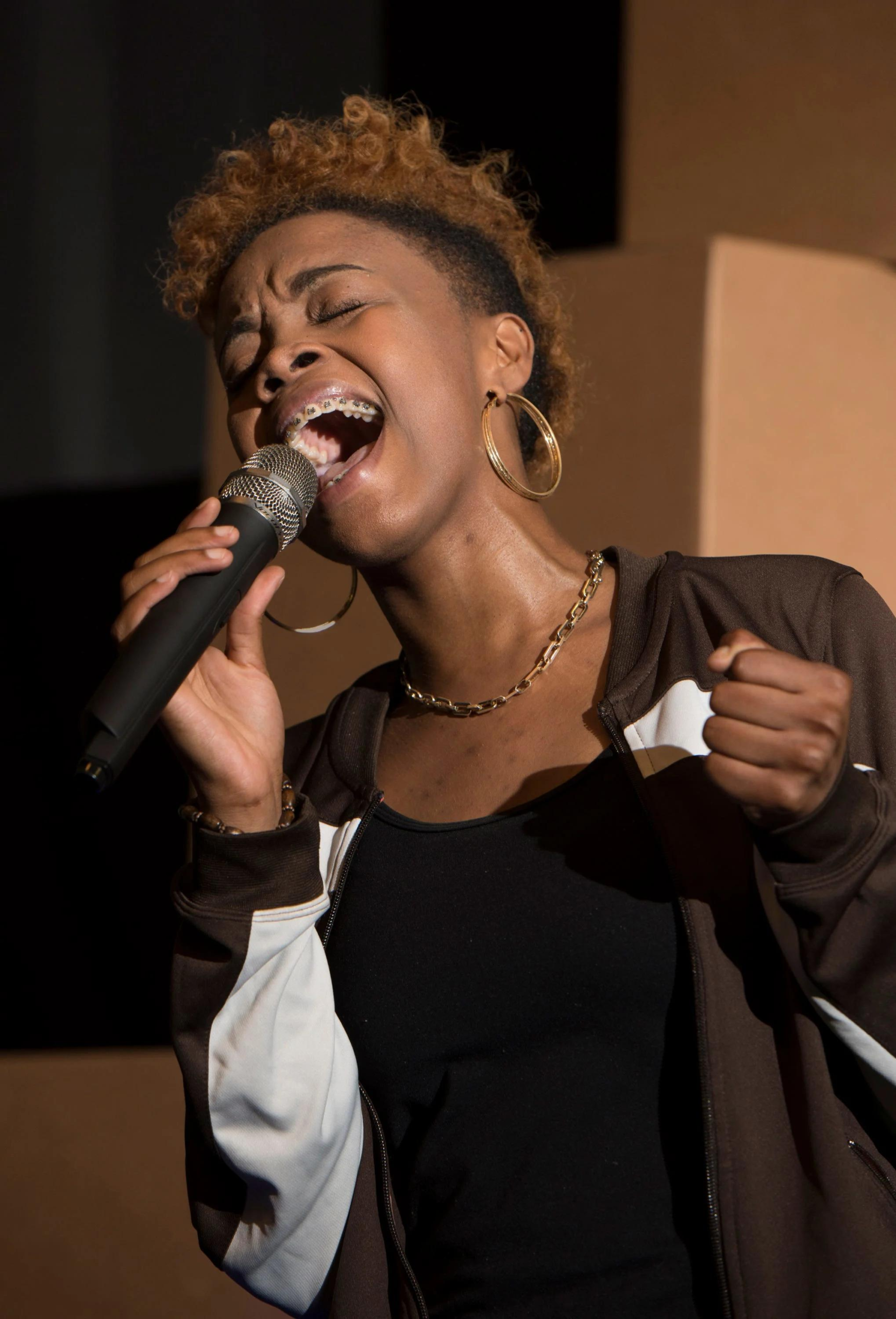Hannah Harper wins American Idol 2026 after an emotional finale against Jordan McCullough and Keyla Richardson.