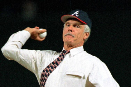 Reddit users debate Ted Turner’s legacy after the CNN founder died at 87, revisiting cable news, media culture, and philanthropy.