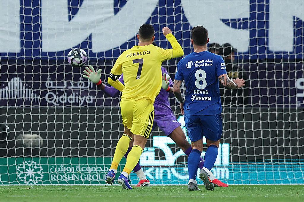 Saudi Pro League standings tighten after Al-Nassr’s dramatic 1-1 draw with Al-Hilal in a tense Riyadh derby.