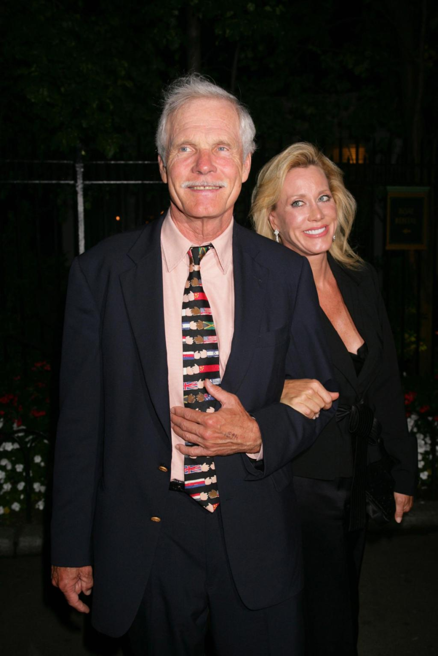 Ted Turner, CNN founder and media mogul, died at 87 after years battling Lewy body dementia. Explore his legacy and impact on global television.