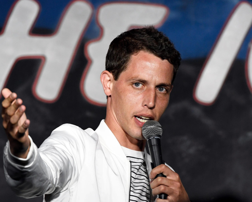 Tony Hinchcliffe biography covering net worth, age, wife, career, Kill Tony success, family, comedy specials, controversies, and latest news.