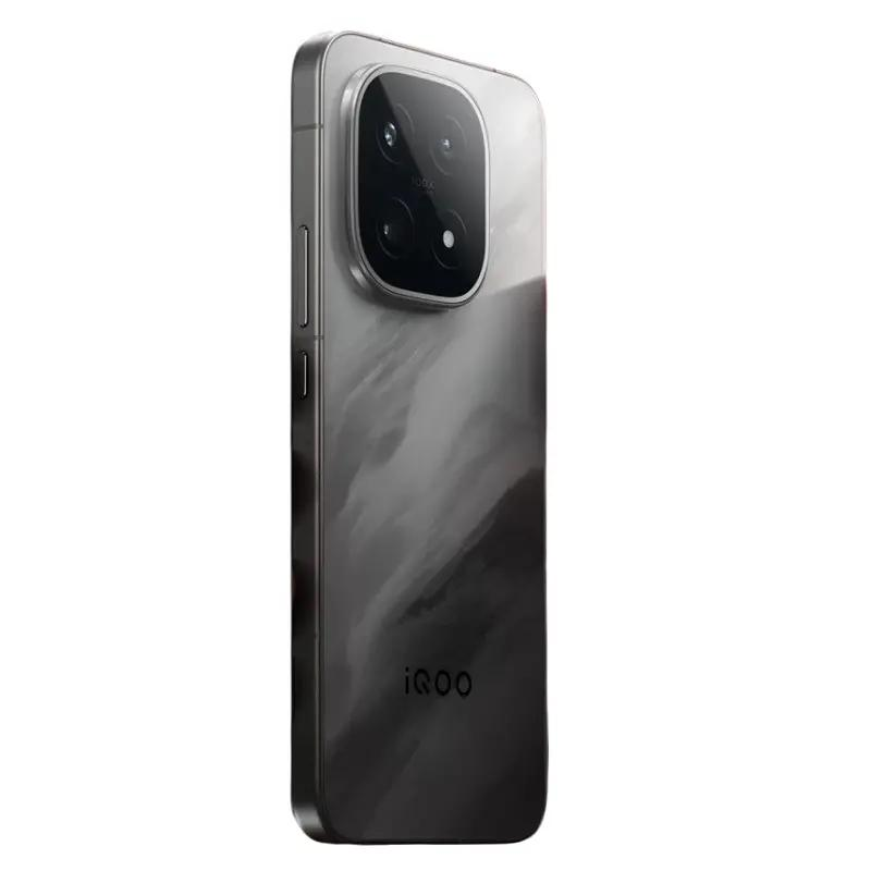 iQOO 15T full specs leak reveals a 200MP camera, 8000mAh battery, Dimensity 9500 Monster chip, and 144Hz OLED display.