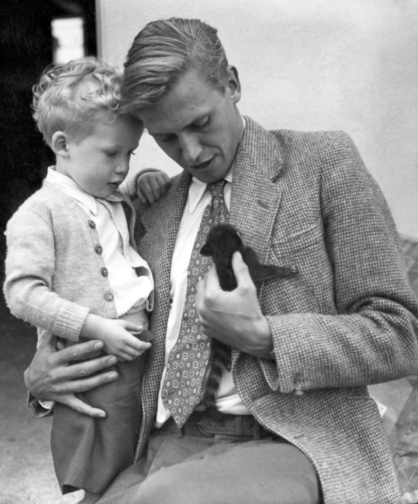 Sir David Attenborough 100th Birthday: A Global Tribute