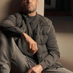 Jason Statham’s career is heating up with new movies, streaming hits, and major collaborations with Guy Ritchie and David Ayer