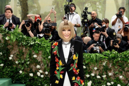 Discover Anna Wintour’s 2026 Met Gala look, career evolution, and lasting impact on fashion and global media leadership.
