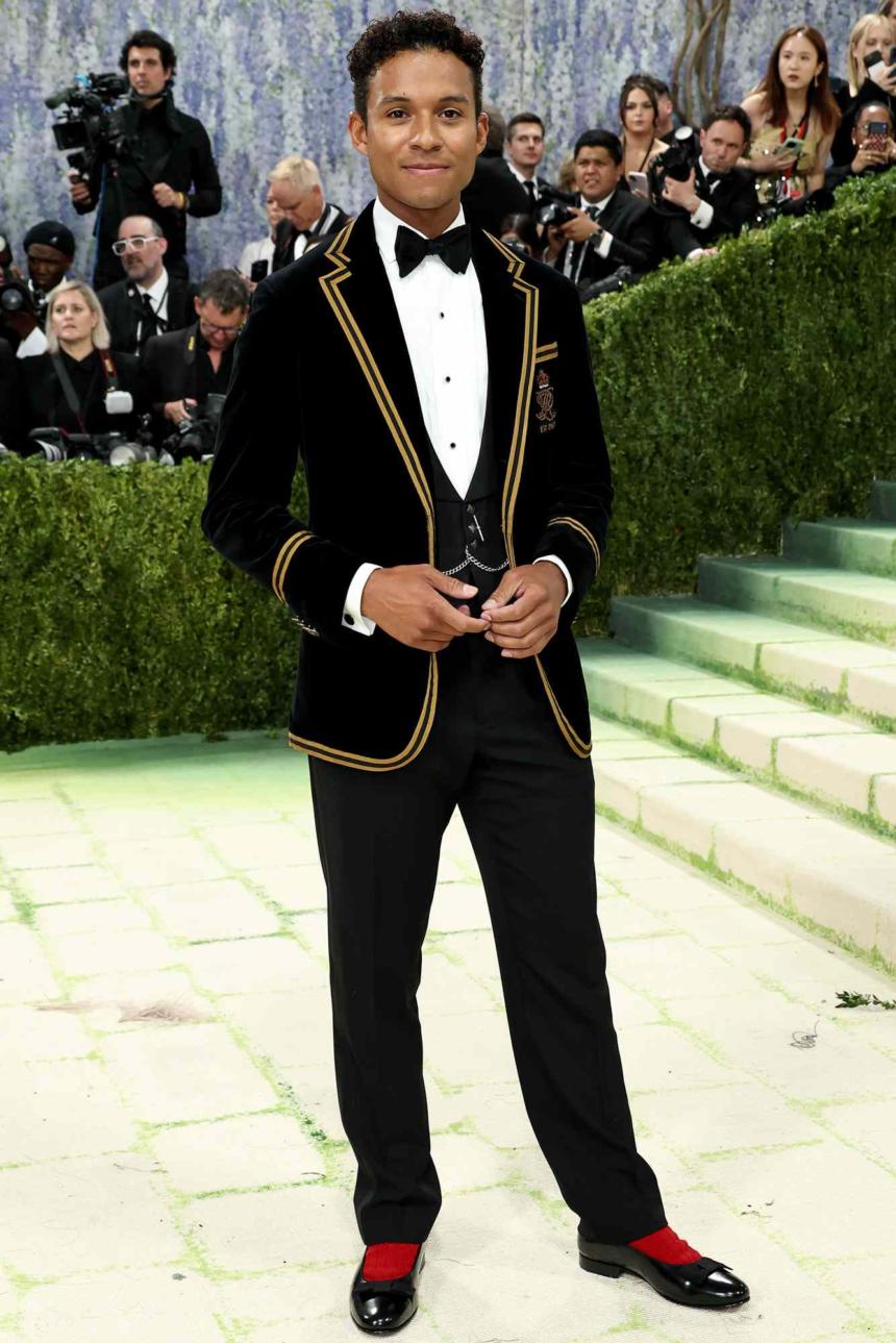 Jaafar Jackson makes a powerful Met Gala 2026 debut, honoring Michael Jackson while stepping into his own spotlight after Michael film success.