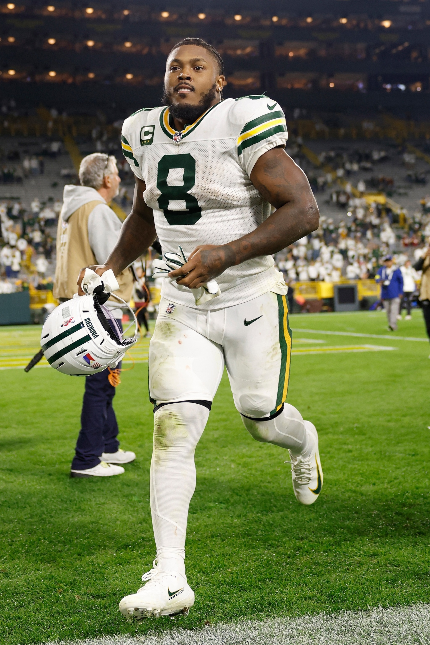 Josh Jacobs is trending on Reddit after reports of his arrest sparked major debate among Packers fans and NFL communities online.