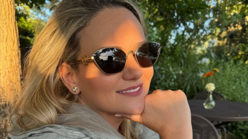 Lorna Hajdini biography, net worth, age, career, and latest news. Full profile of the JPMorgan executive, including career milestones and insights.